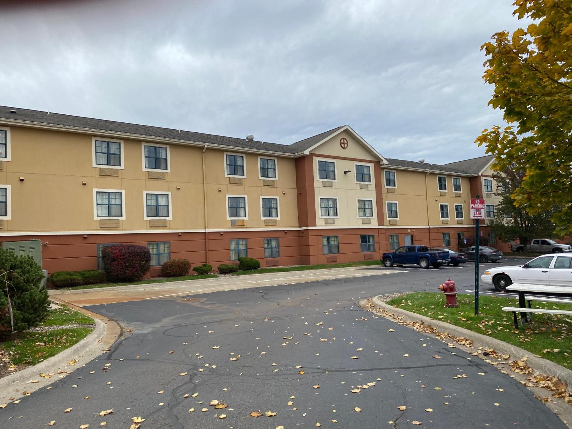 Suburban Studios Auburn Hills - Detroit Exterior foto